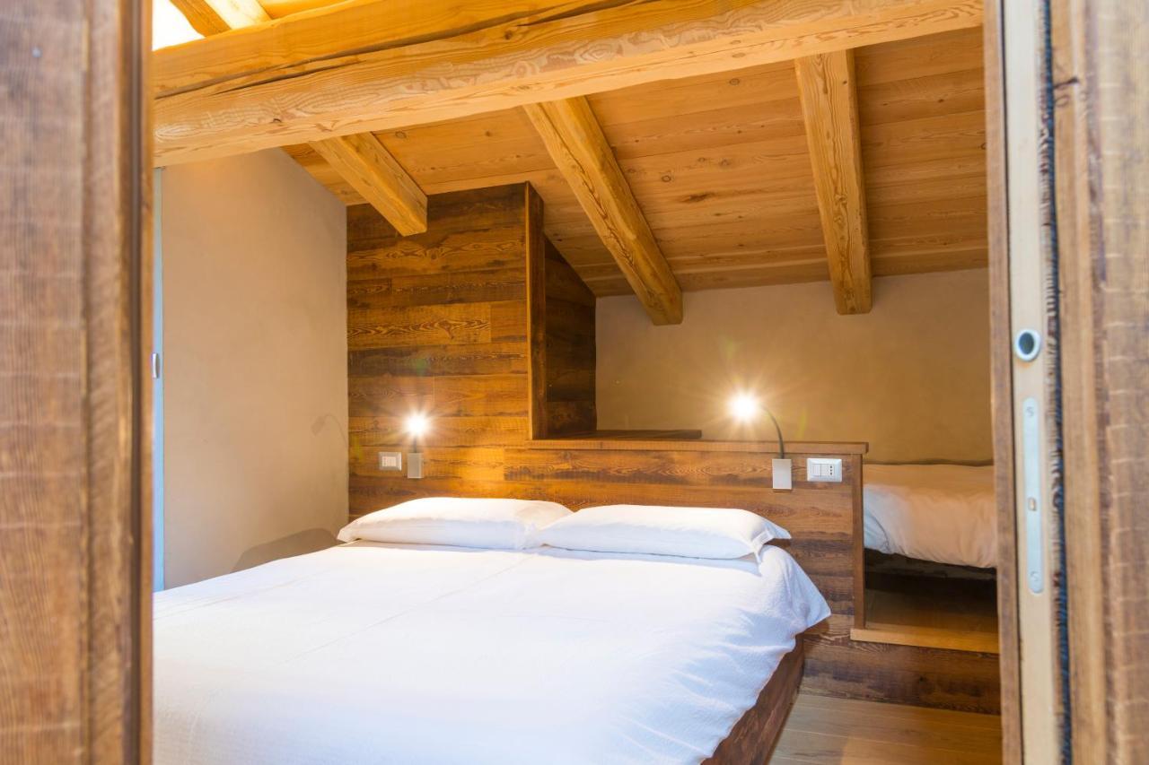 La Placette - Albergo Diffuso E Trattoria Usseaux Екстериор снимка