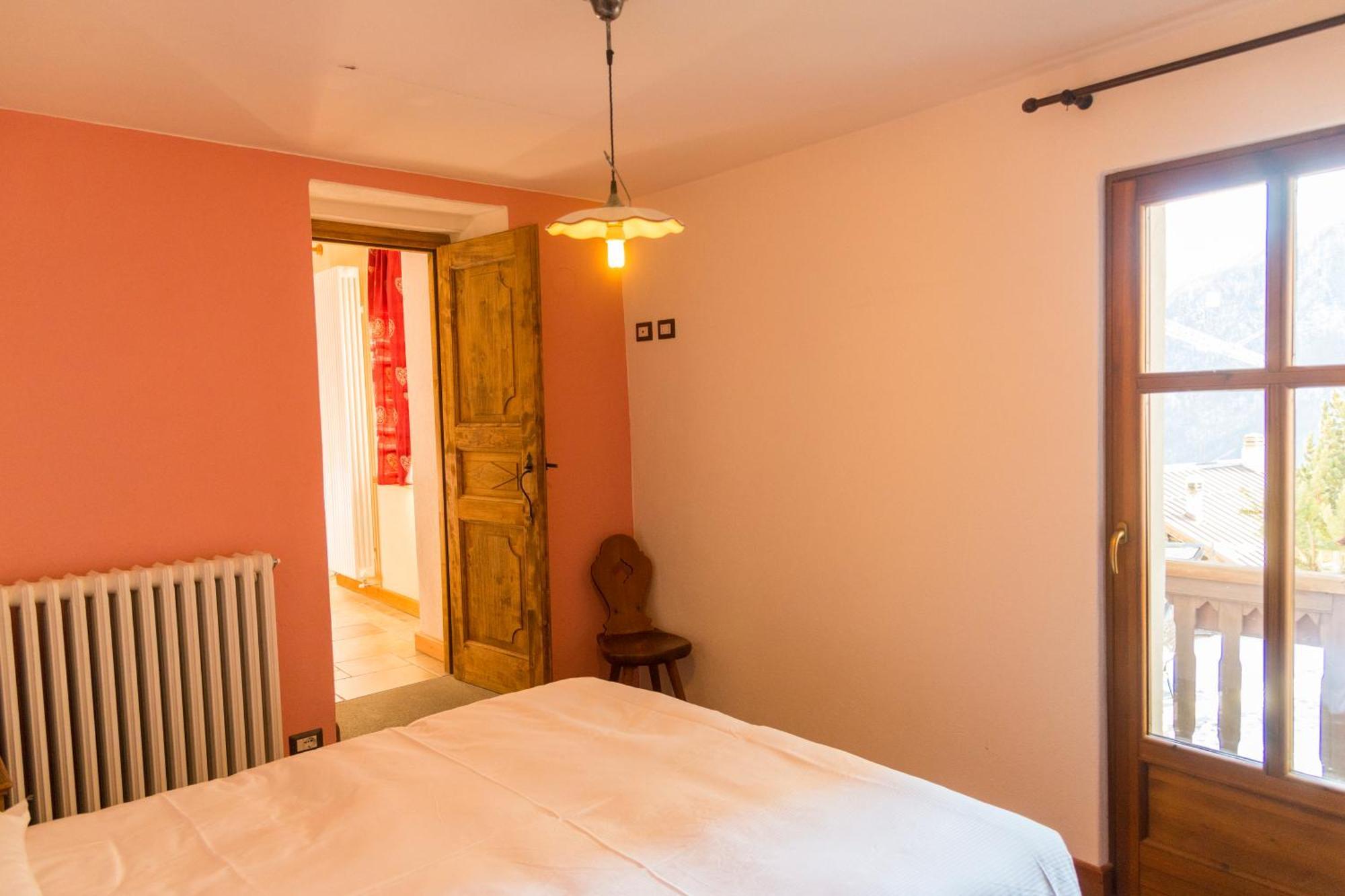 La Placette - Albergo Diffuso E Trattoria Usseaux Екстериор снимка