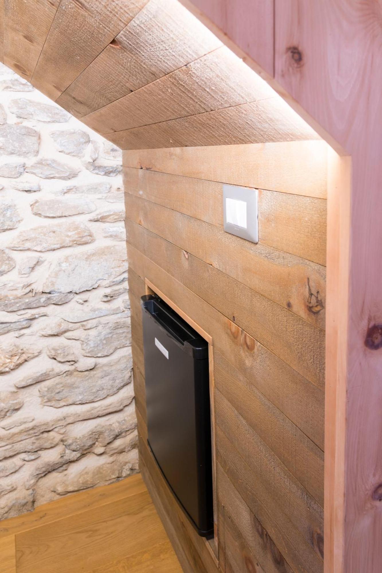 La Placette - Albergo Diffuso E Trattoria Usseaux Екстериор снимка