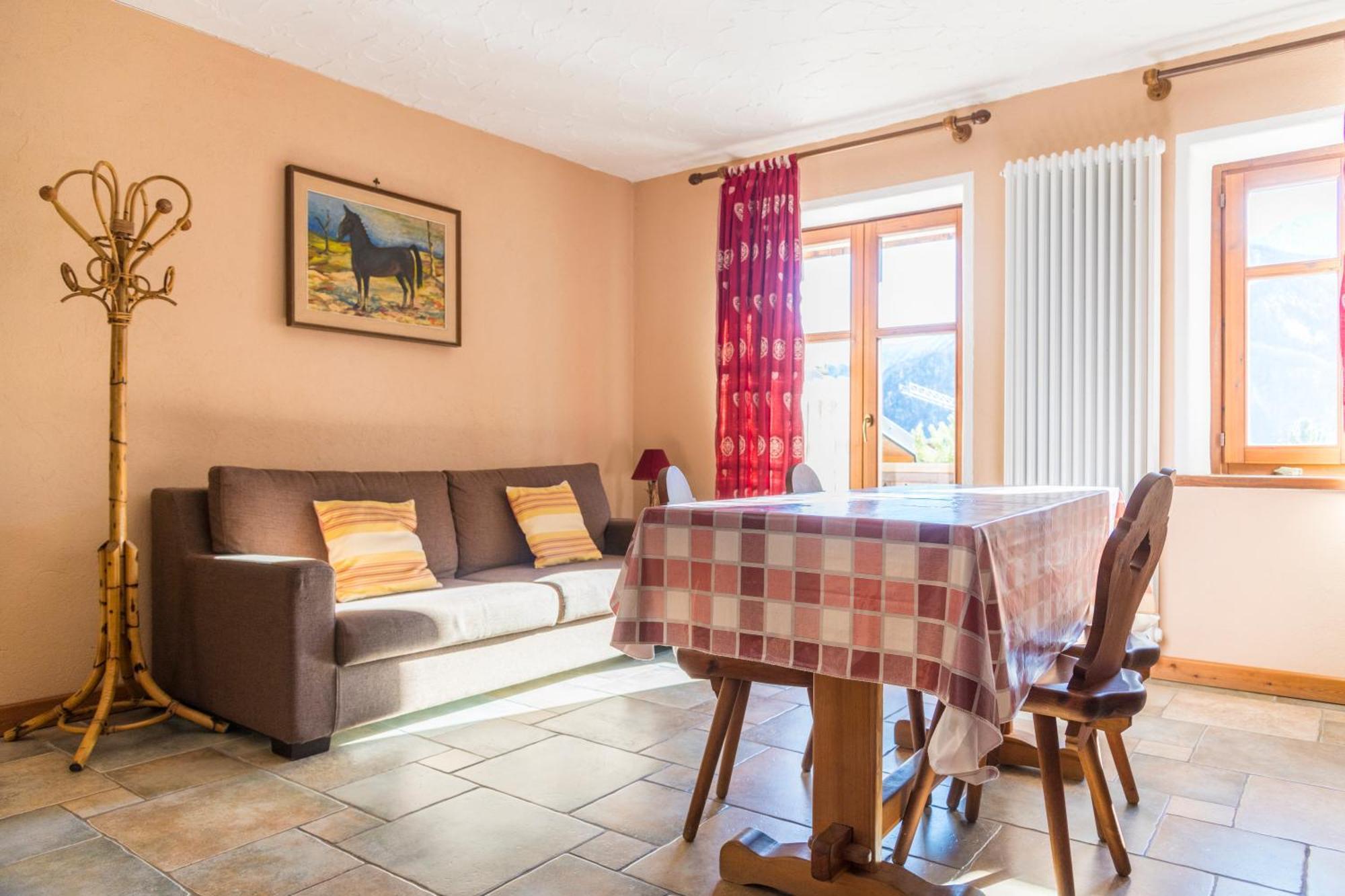 La Placette - Albergo Diffuso E Trattoria Usseaux Екстериор снимка