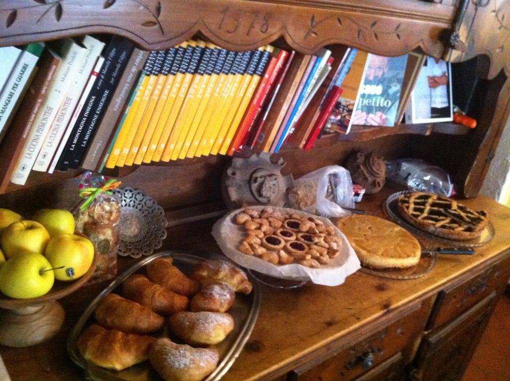La Placette - Albergo Diffuso E Trattoria Usseaux Екстериор снимка